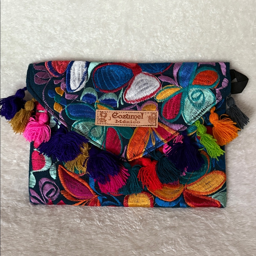 Multicolor Embroidered Women's Clutch- Mexico